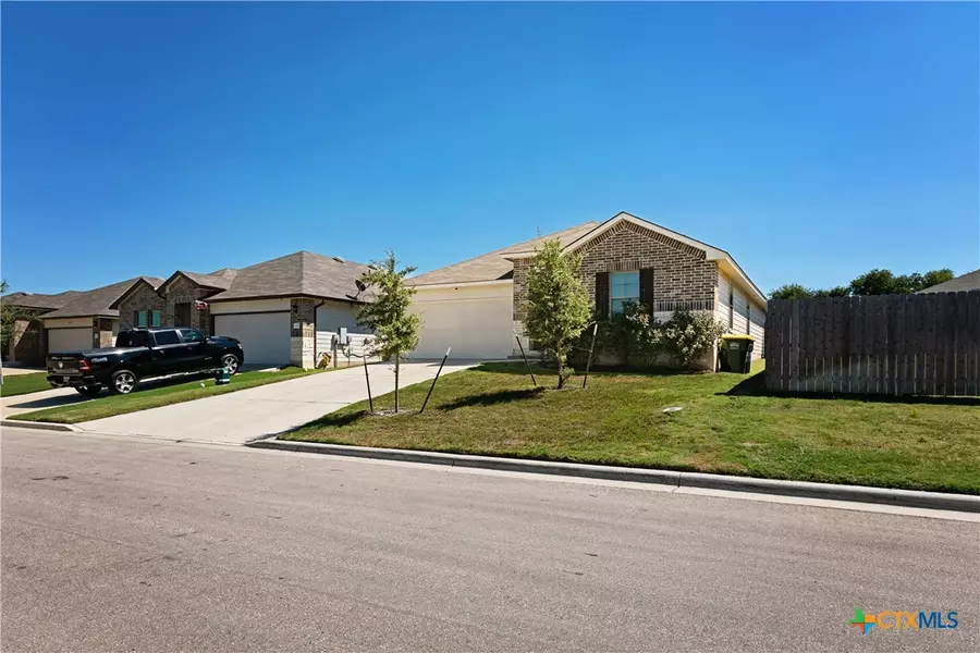 337 Poplin LN, Troy, TX 76579