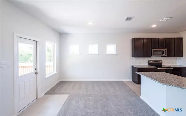 Seguin, TX 78155,309 Ivy Roads