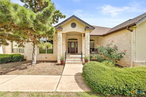 Burnet, TX 78611,100 Wallace Riddell DR