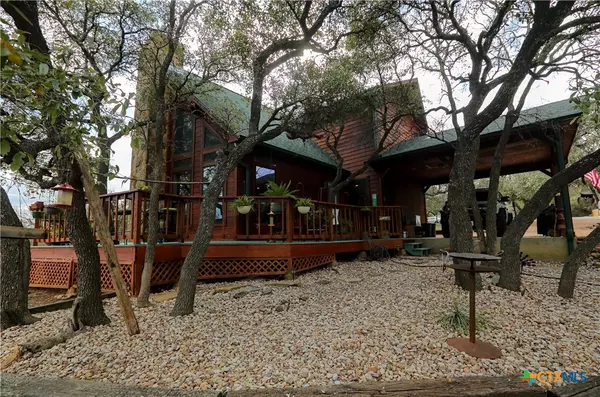 601 Echo DR, Spicewood, TX 78669