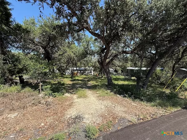 107 Deer Oak, Canyon Lake, TX 78133