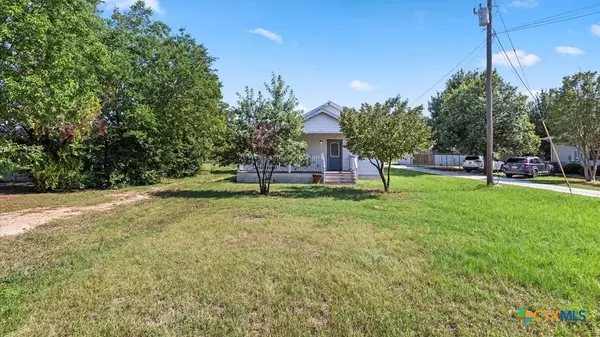 Blanco, TX 78606,633 Academy ST