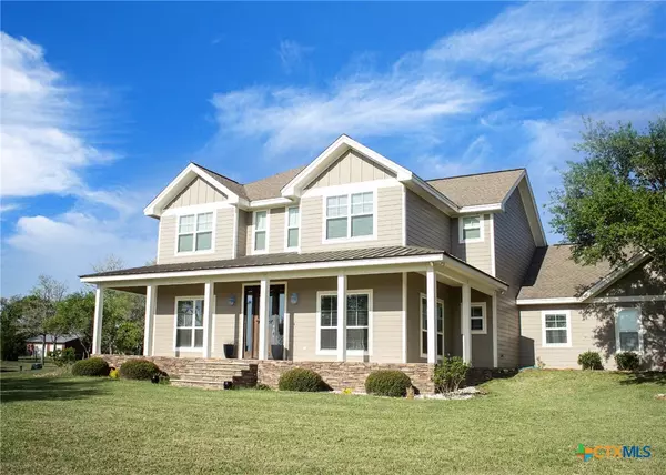 1572 County Road 134, Hallettsville, TX 77964