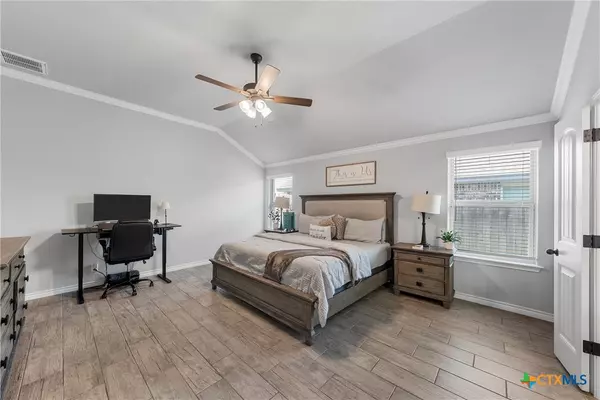 Belton, TX 76513,2620 Settlers Oak DR