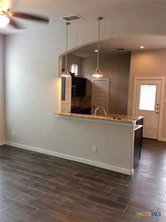 New Braunfels, TX 78130,562 Creekside FRST