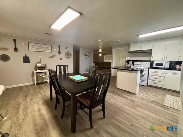 Gatesville, TX 76528,150 County Road 330