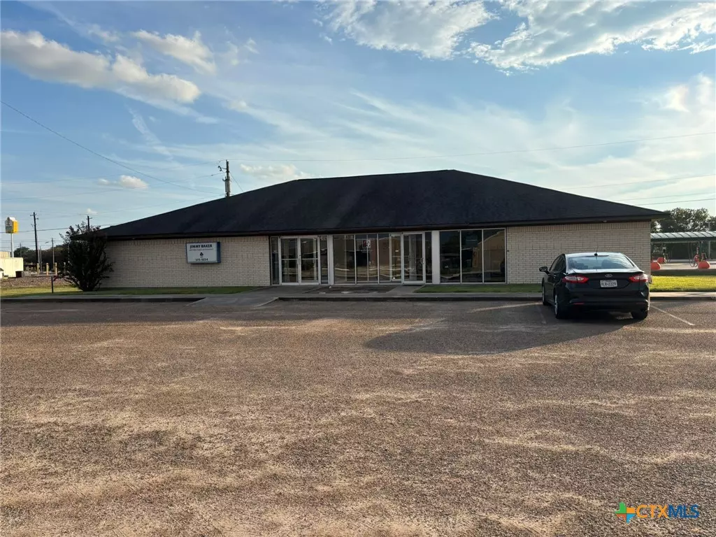 Victoria, TX 77901,109 Teakwood DR #A