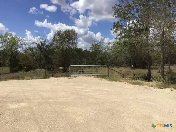Gonzales, TX 78629,127 country acres pr