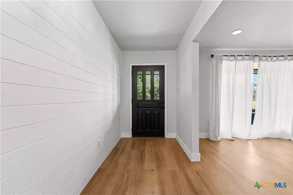 Woodway, TX 76712,1109 Knotty Oaks DR