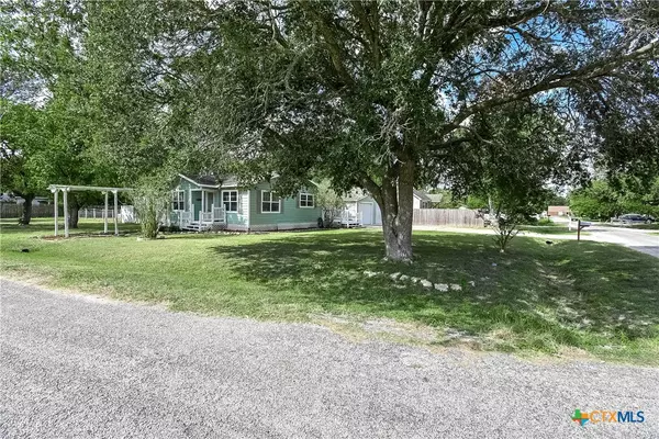 Palacios, TX 77465,319 E Matagorda AVE