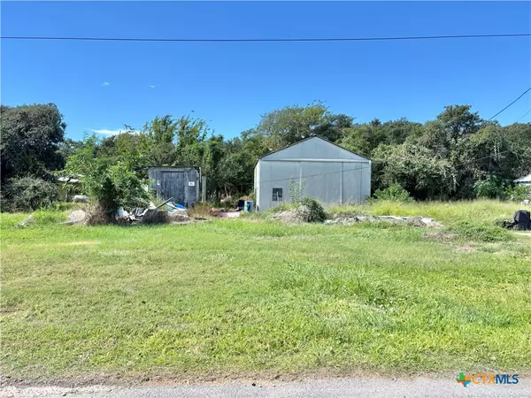 Port O'connor, TX 77982,205 N 7th ST