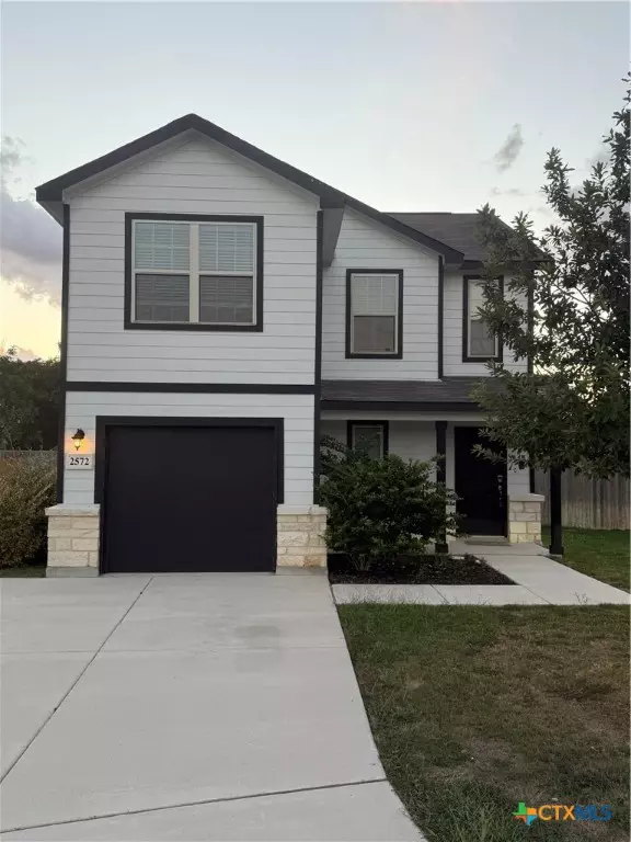 Seguin, TX 78155,2572 Smokey CV