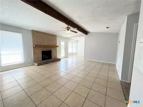 Killeen, TX 76543,2102 Spicewood DR