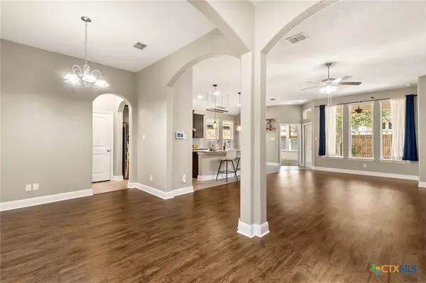 Cibolo, TX 78108,661 Bison LN