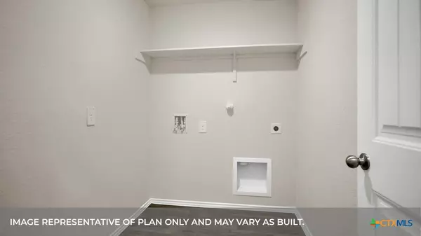 San Marcos, TX 78666,228 LAS LOMAS ST