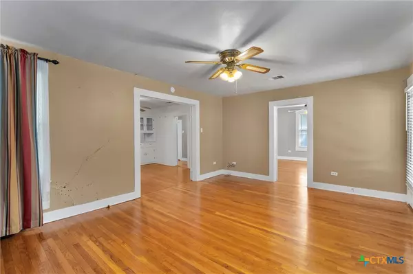 Granger, TX 76530,205 E Broadway ST