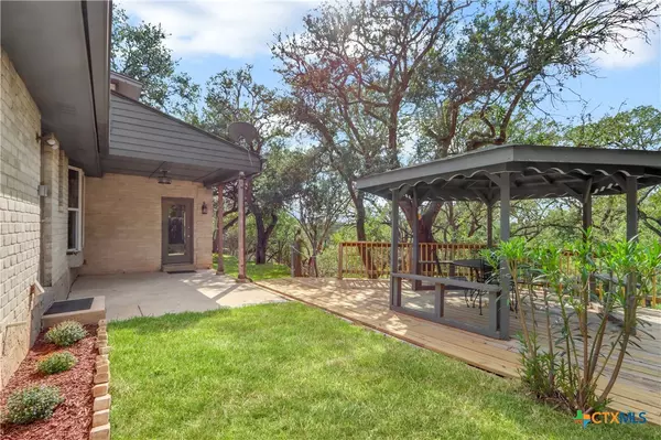 New Braunfels, TX 78130,749 Summerwood DR