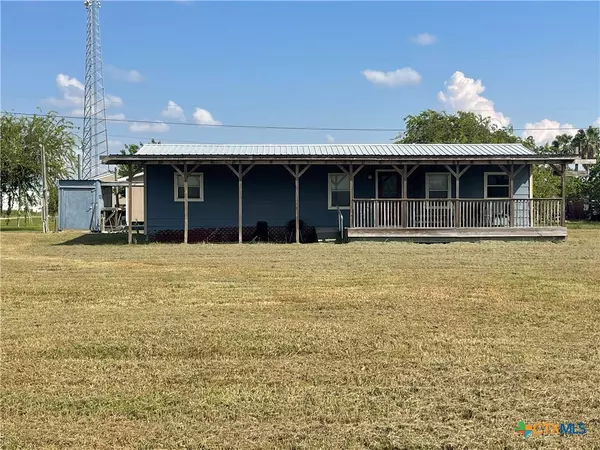 508-512 Frisco Ave, Seadrift, TX 77983