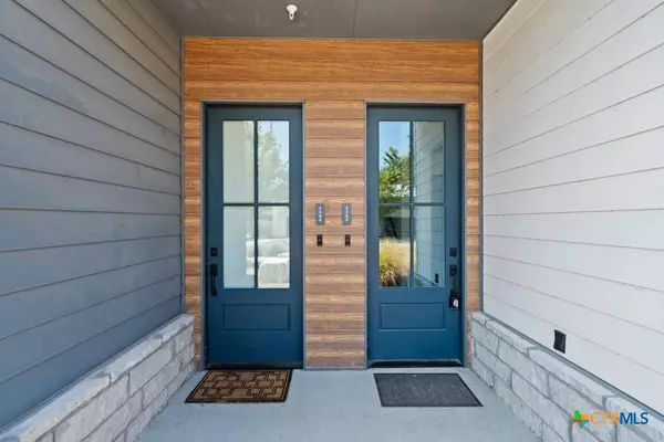 New Braunfels, TX 78130,1208 N Academy AVE #2203