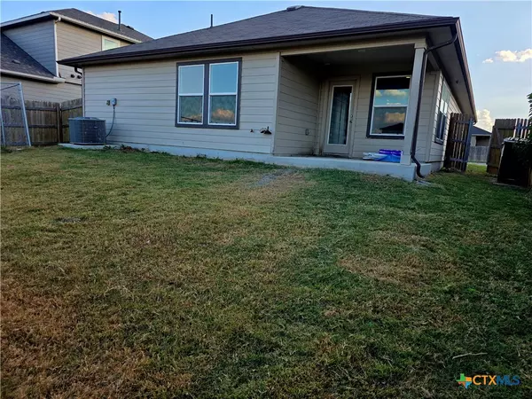San Marcos, TX 78666,225 Dylan DR