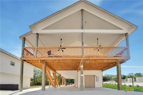 New Braunfels, TX 78132,114 River Villas CT #10