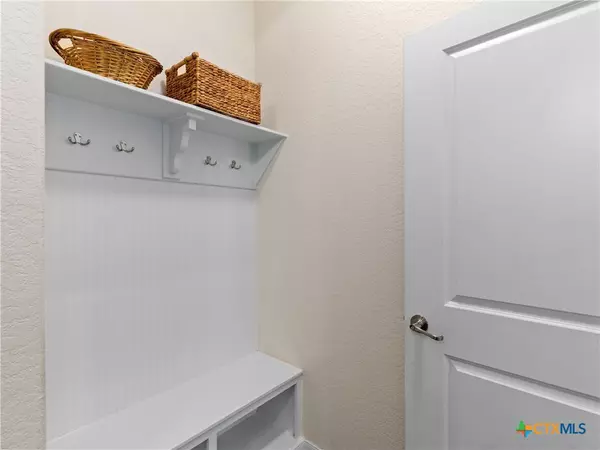 New Braunfels, TX 78130,919 Hi Path WAY