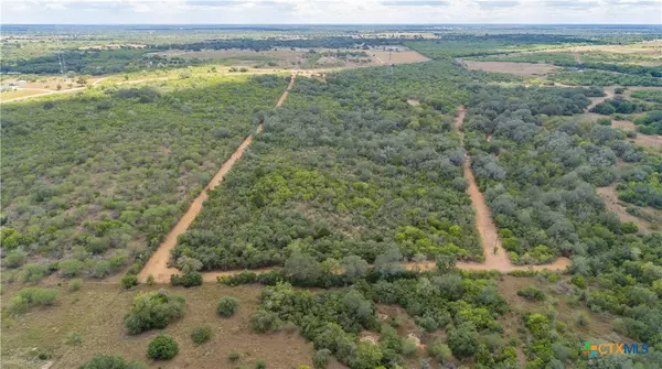 946 FM 2718, Cuero, TX 77954