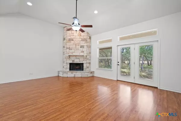 Fischer, TX 78623,13257 Fm 32