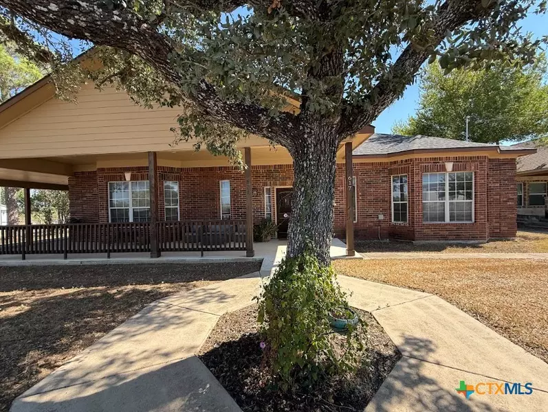 617 State Highway 123, Stockdale, TX 78160