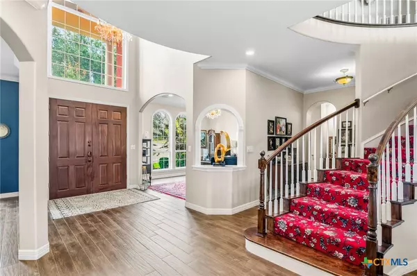 Victoria, TX 77904,306 Creekridge DR