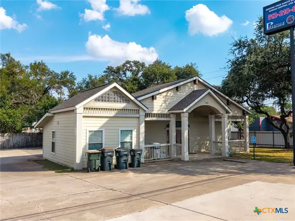 1712 N Interstate 35, San Marcos, TX 78666