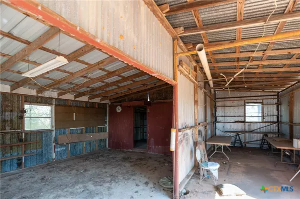 Harwood, TX 78632,3779 Mule Creek RD