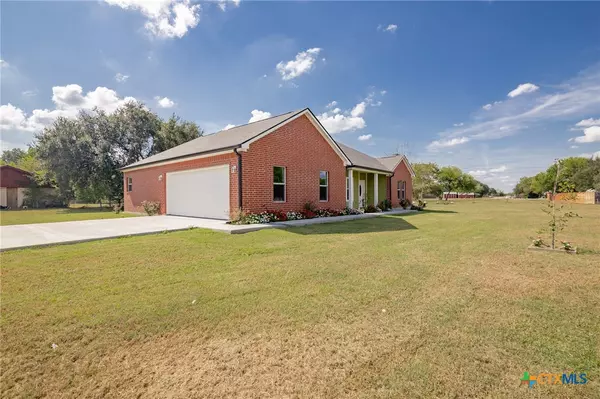 Victoria, TX 77905,207 Trent ST