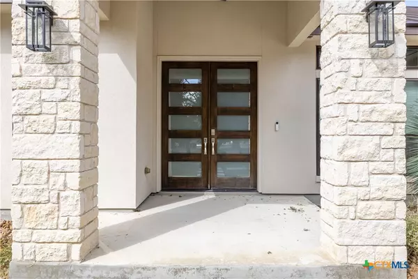 Canyon Lake, TX 78133,2471 George PASS