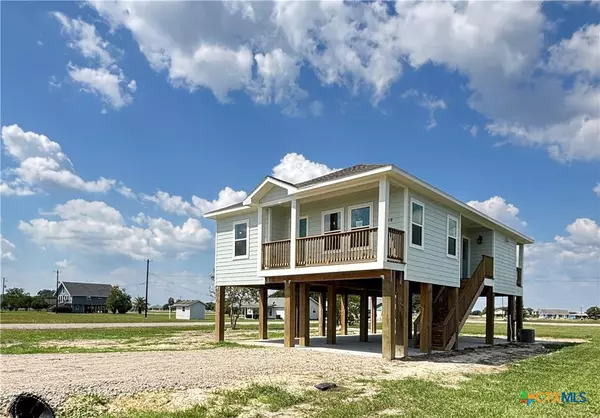 Palacios, TX 77465,638 Swallow