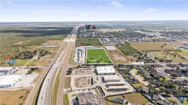 Victoria, TX 77904,2404 Salem RD