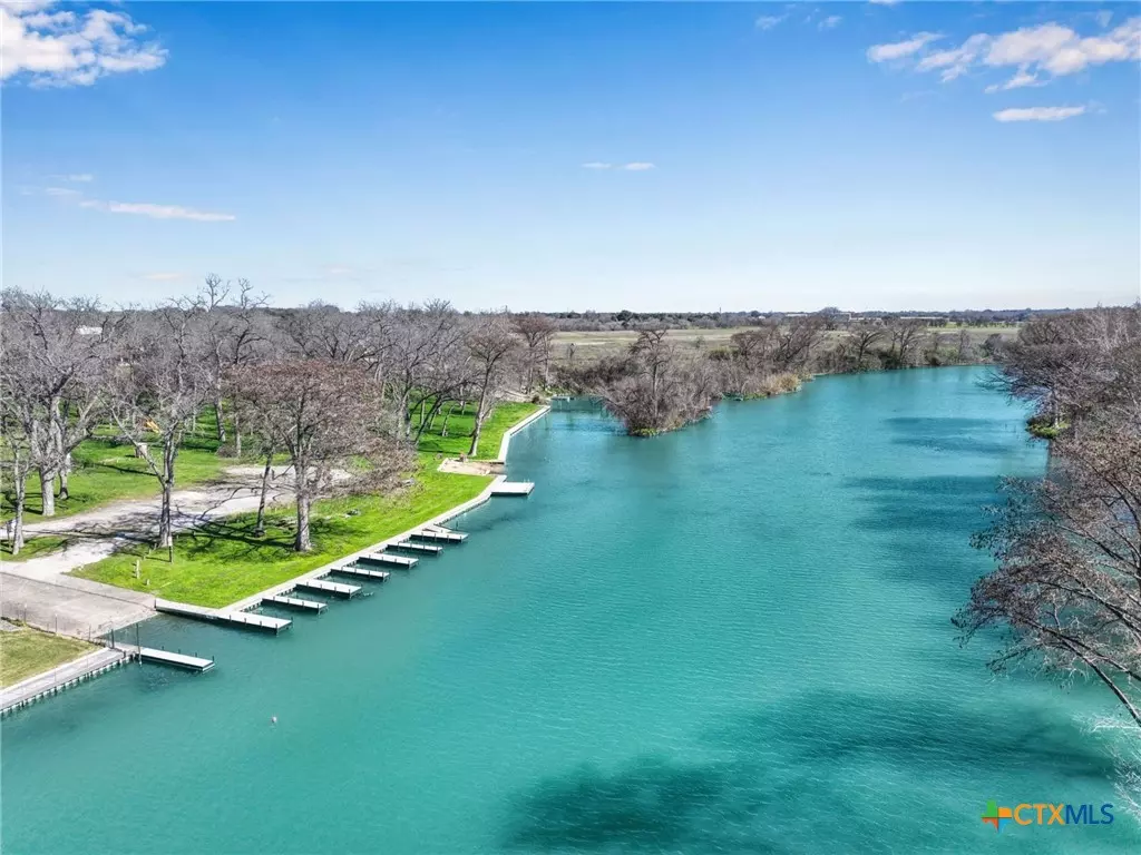 New Braunfels, TX 78130,953 River Bank