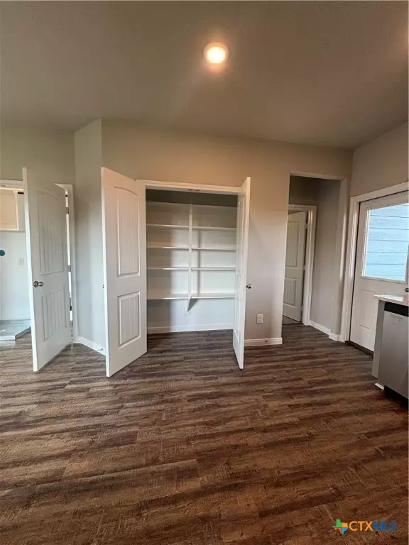 Palacios, TX 77465,423 Calumet