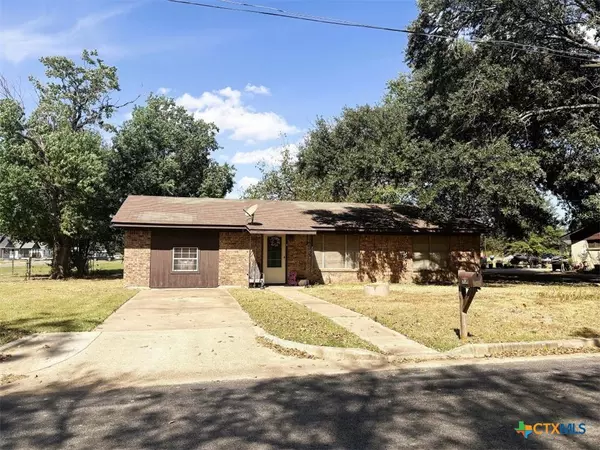 508 Rose Marie BLVD, Hearne, TX 77859