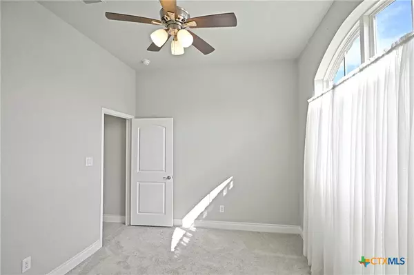 Seguin, TX 78155,2016 Glen Hollow