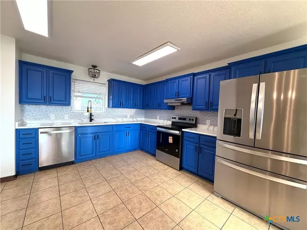 Port Lavaca, TX 77979,81 Jacob RD