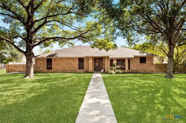 Seguin, TX 78155,1633 Willow LN