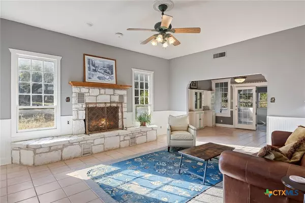 Johnson City, TX 78636,625 N Nugent AVE