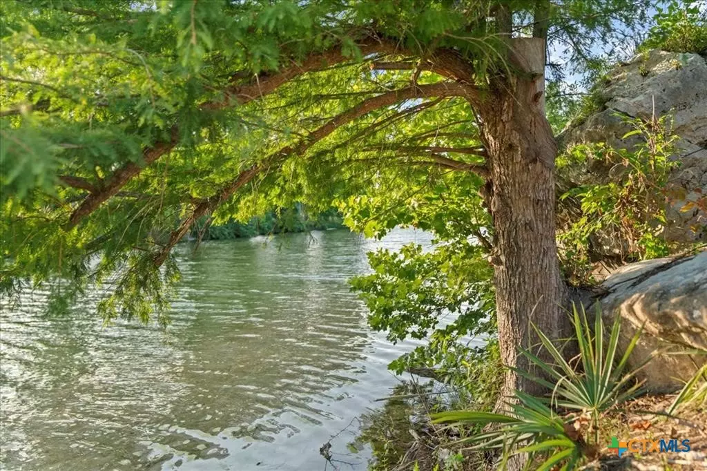 Wimberley, TX 78676,202 Hub DR