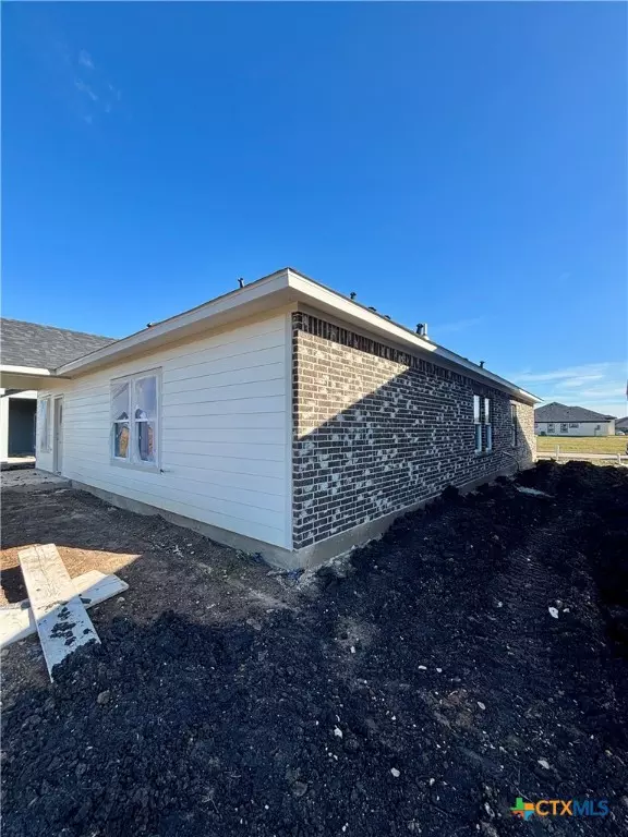 Port Lavaca, TX 77979,306 Cardinal Dr