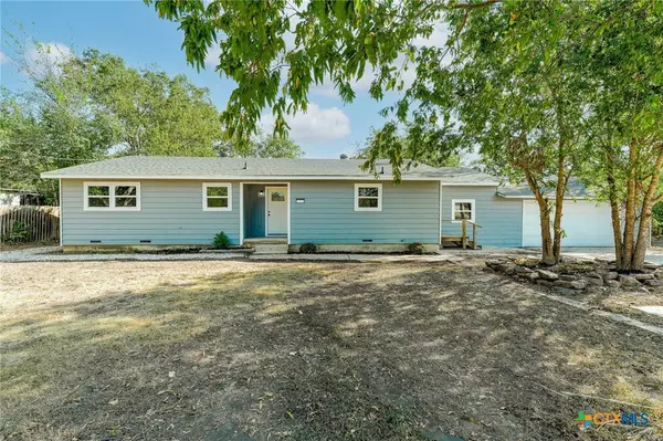 104 East AVE, Florence, TX 76527