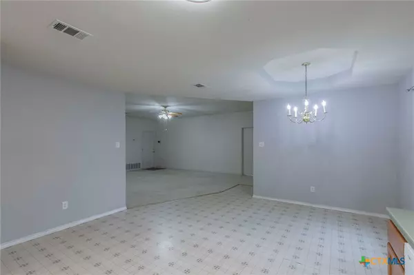 Belton, TX 76513,1712 Freedom LOOP