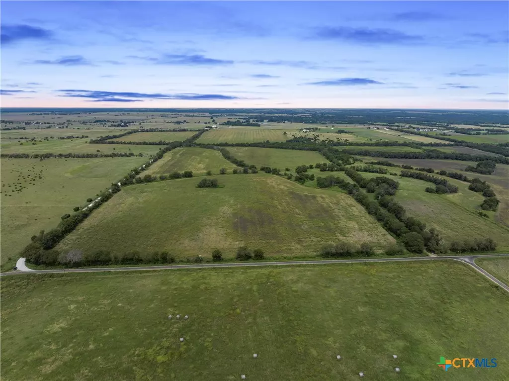 Crawford, TX 76638,902 Mattlage RD