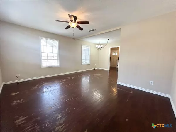 Temple, TX 76504,1103 S 49th ST