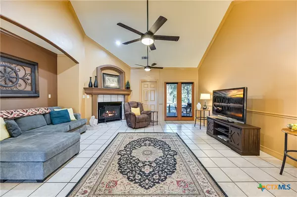 Lockhart, TX 78644,486 Westwood RD